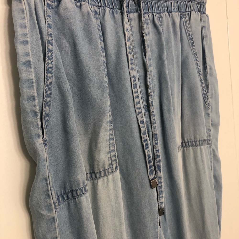 Ardene, light wash denim joggers, XS